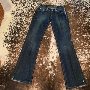 26x35 Cowgirl Tuff jeans. Only worn once in great condition.